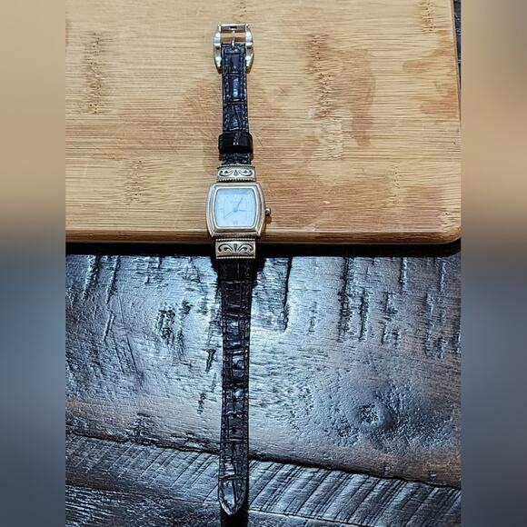 Brighton Waterford reversible‎ black to red watch - Picture 5 of 6